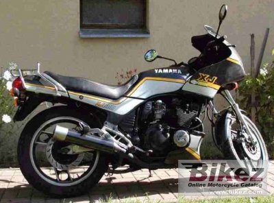 1988 Yamaha XJ 600 photo
